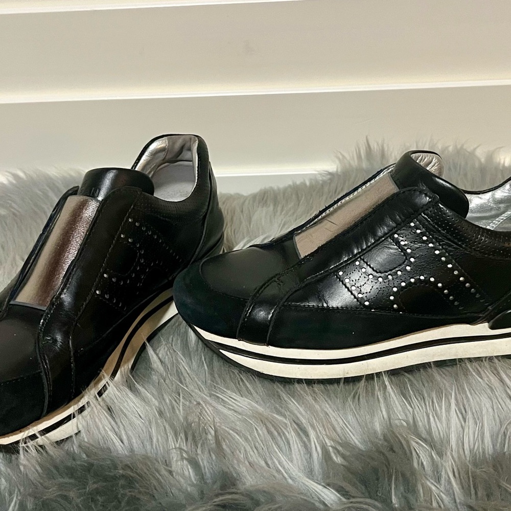 Hogan Black & White Leather Slip on Sneakers, Women’s Sz 38 1/2